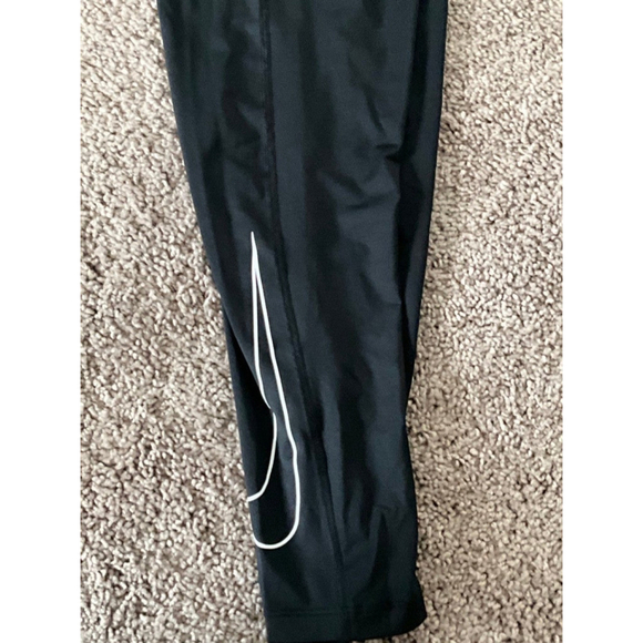 Nike Pro Dri Fit 3/4 Black Tights - Picture 2 of 12